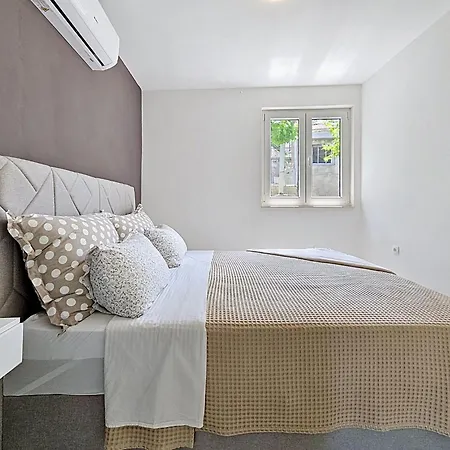 Aurora By Interhome Vikendica Trogir